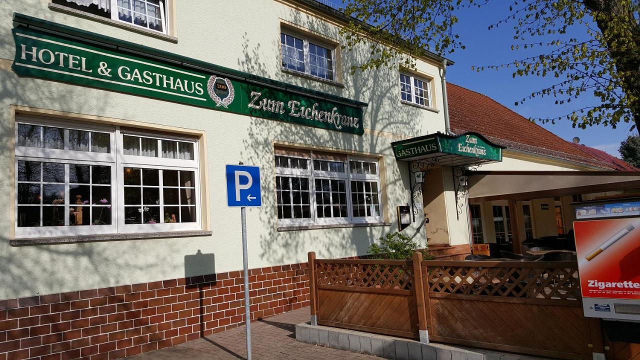 Hotel & Gasthaus Zum Eichenkranz Luckenwalde Esterno foto