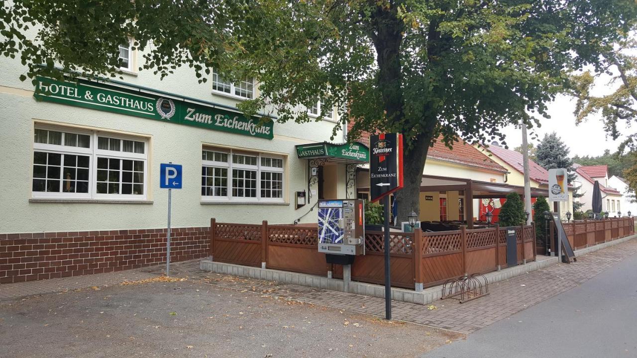 Hotel & Gasthaus Zum Eichenkranz Luckenwalde Esterno foto
