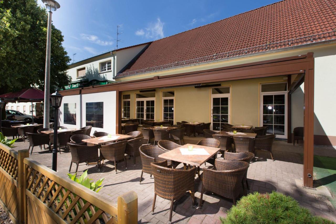 Hotel & Gasthaus Zum Eichenkranz Luckenwalde Esterno foto
