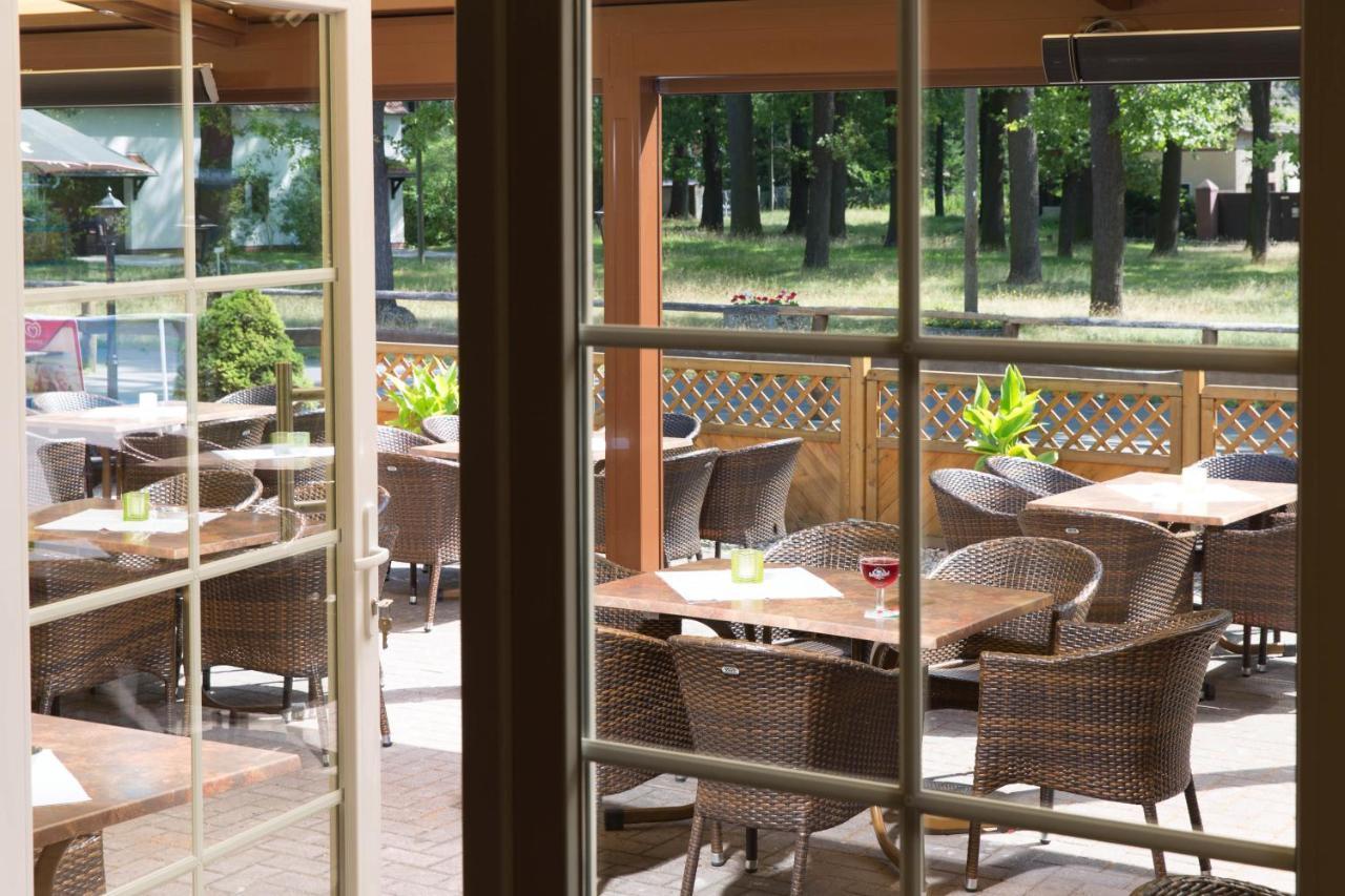 Hotel & Gasthaus Zum Eichenkranz Luckenwalde Esterno foto
